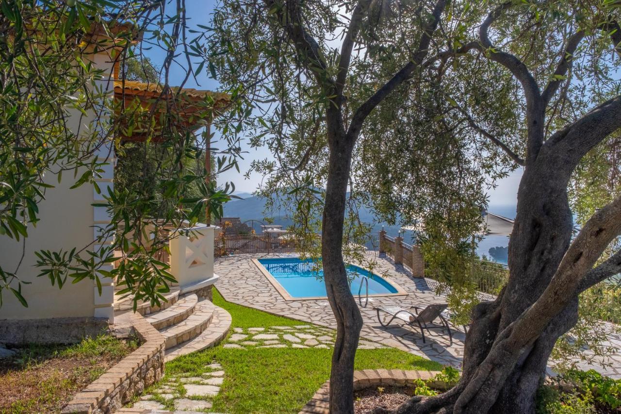 Apolis Villas & Suites Resort Parga Eksteriør billede