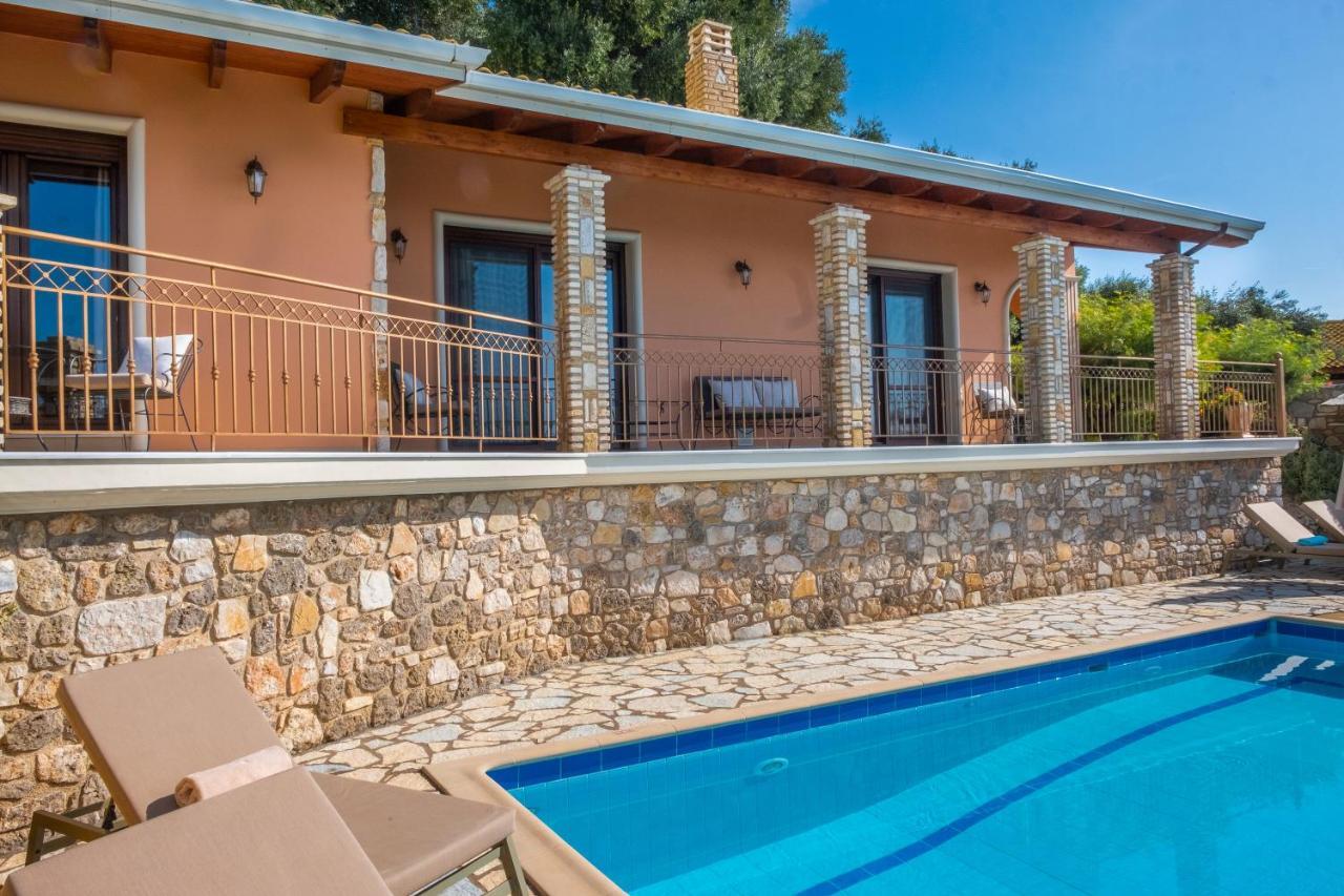 Apolis Villas & Suites Resort Parga Eksteriør billede